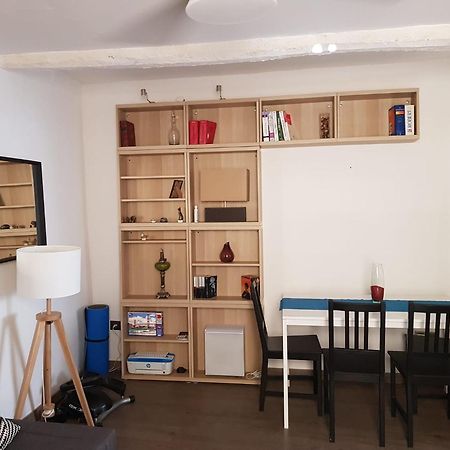 Spacious Town House With Balcony Монтаняк Екстериор снимка