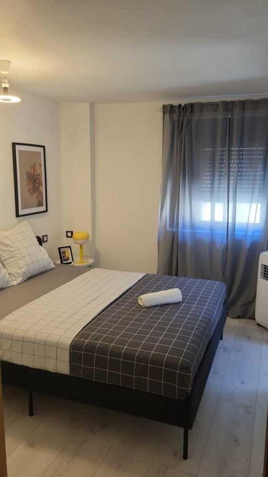 Spacious Town House With Balcony Монтаняк Екстериор снимка